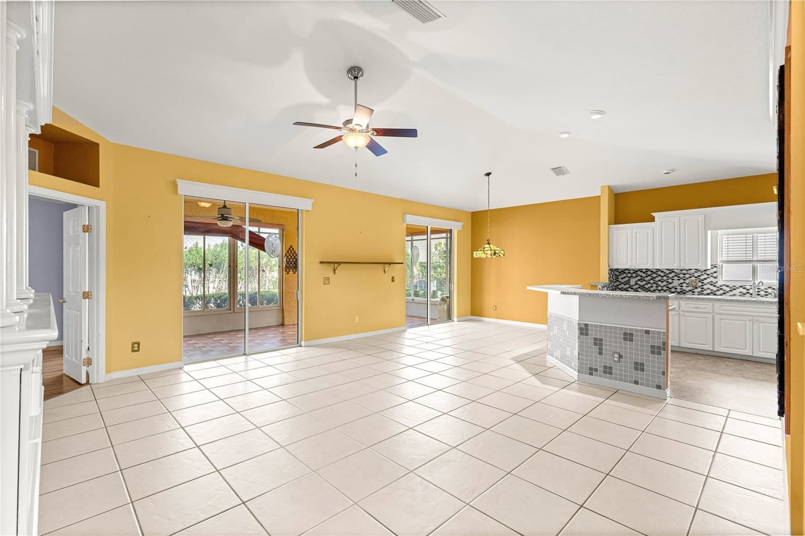 Photo 5 of 2352 58TH
