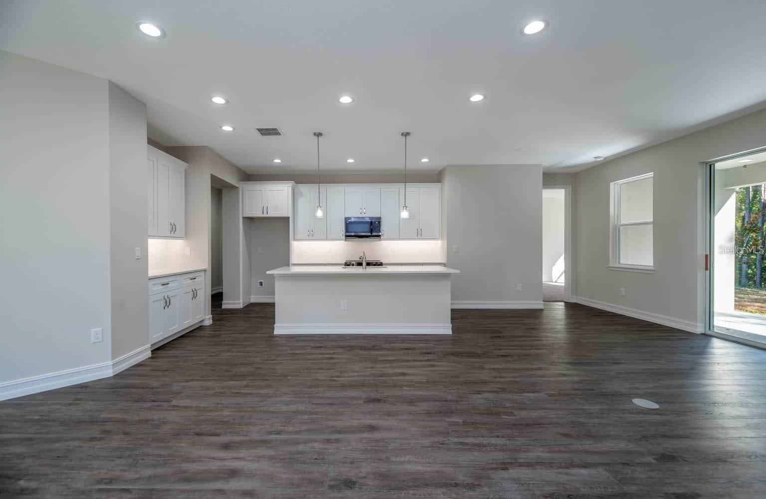 Photo 4 of 1794 83RD