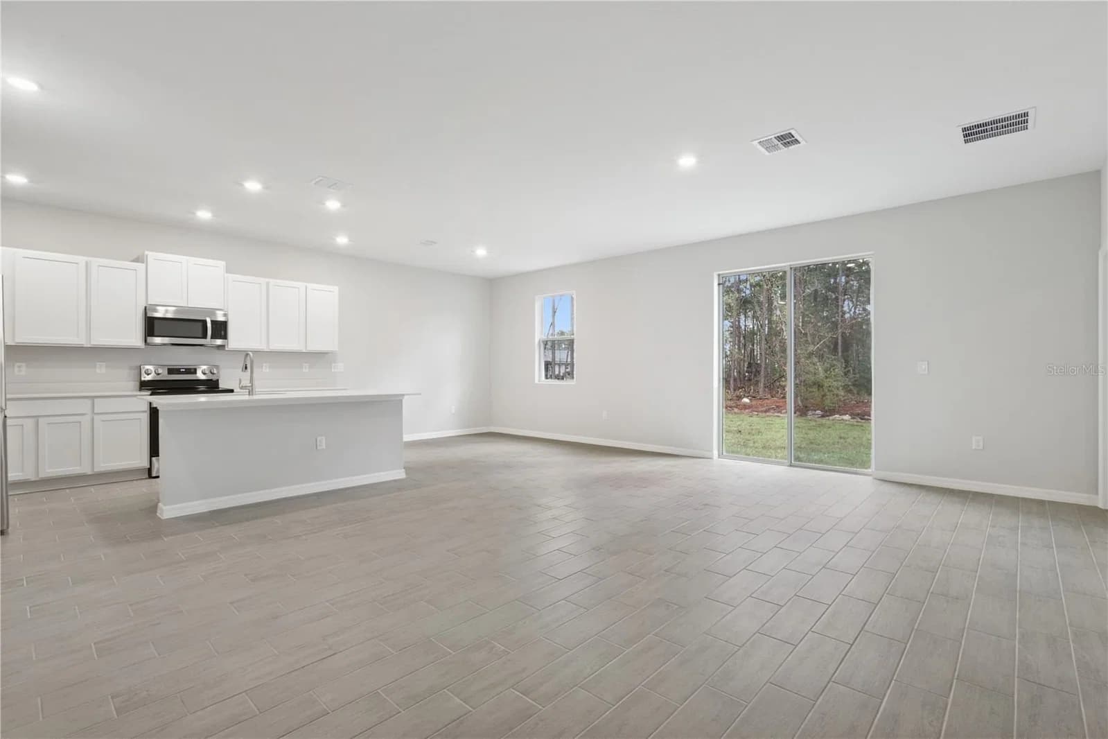 Photo 4 of 17094 20TH CT
