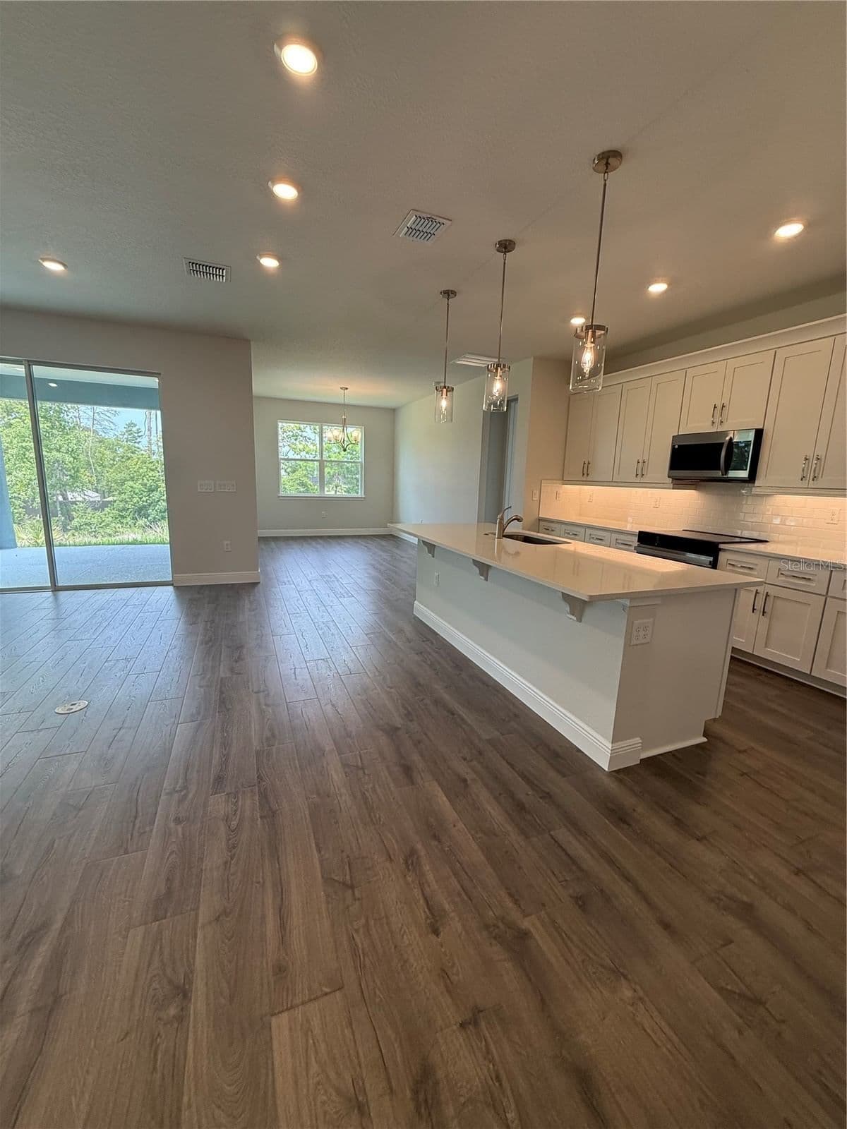Photo 5 of 13769 64TH STREET