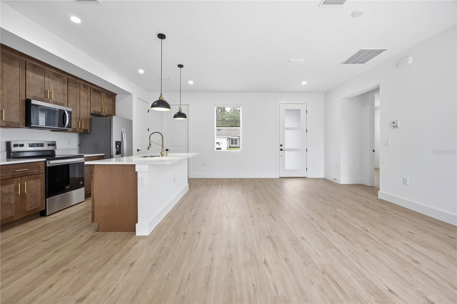 1 OAK