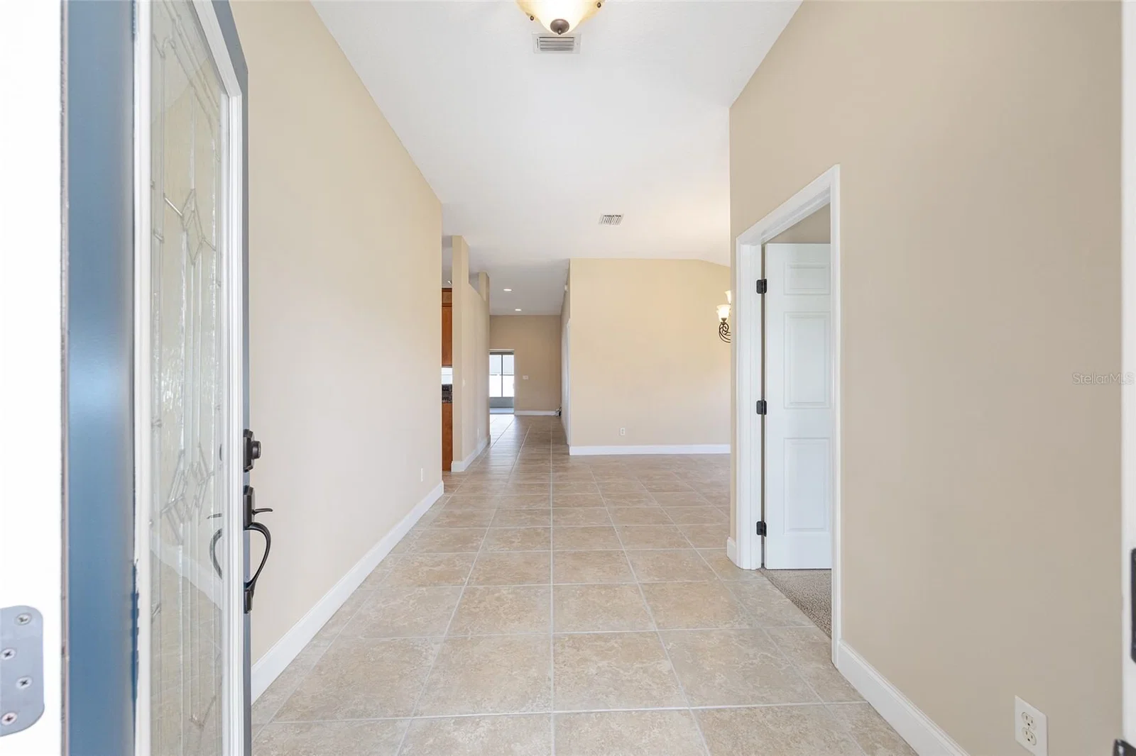 Photo 4 of 915 69TH