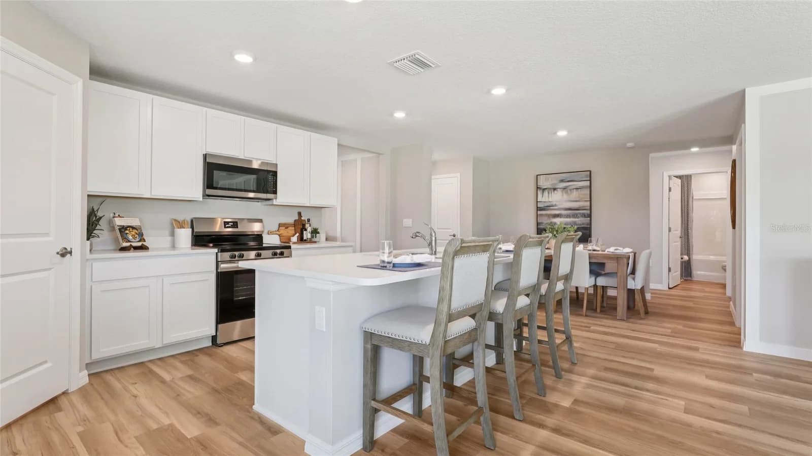 Photo 4 of 5790 130TH STREET