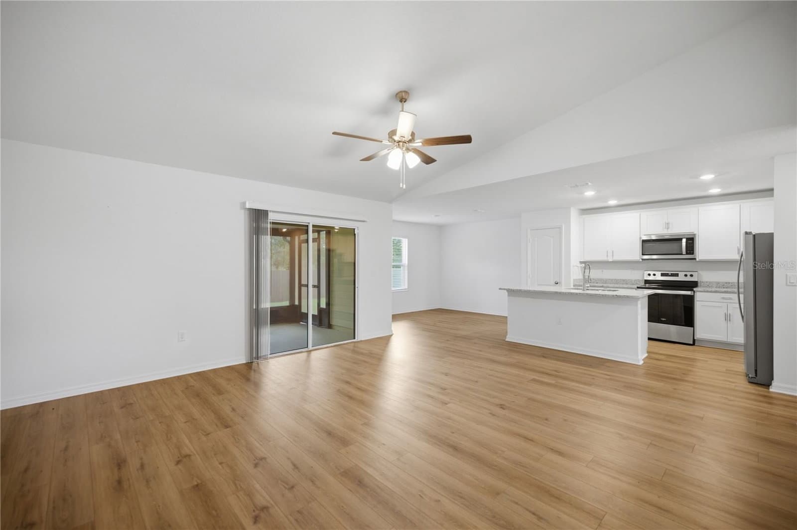 Photo 4 of 3125 172ND LANE