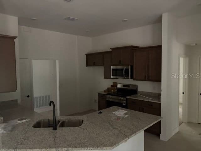 Photo 4 of 13510 64TH STREET