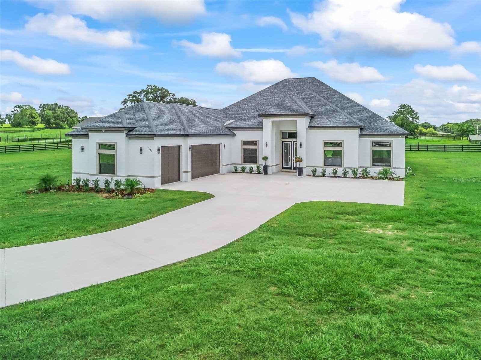 7041 22ND COURT