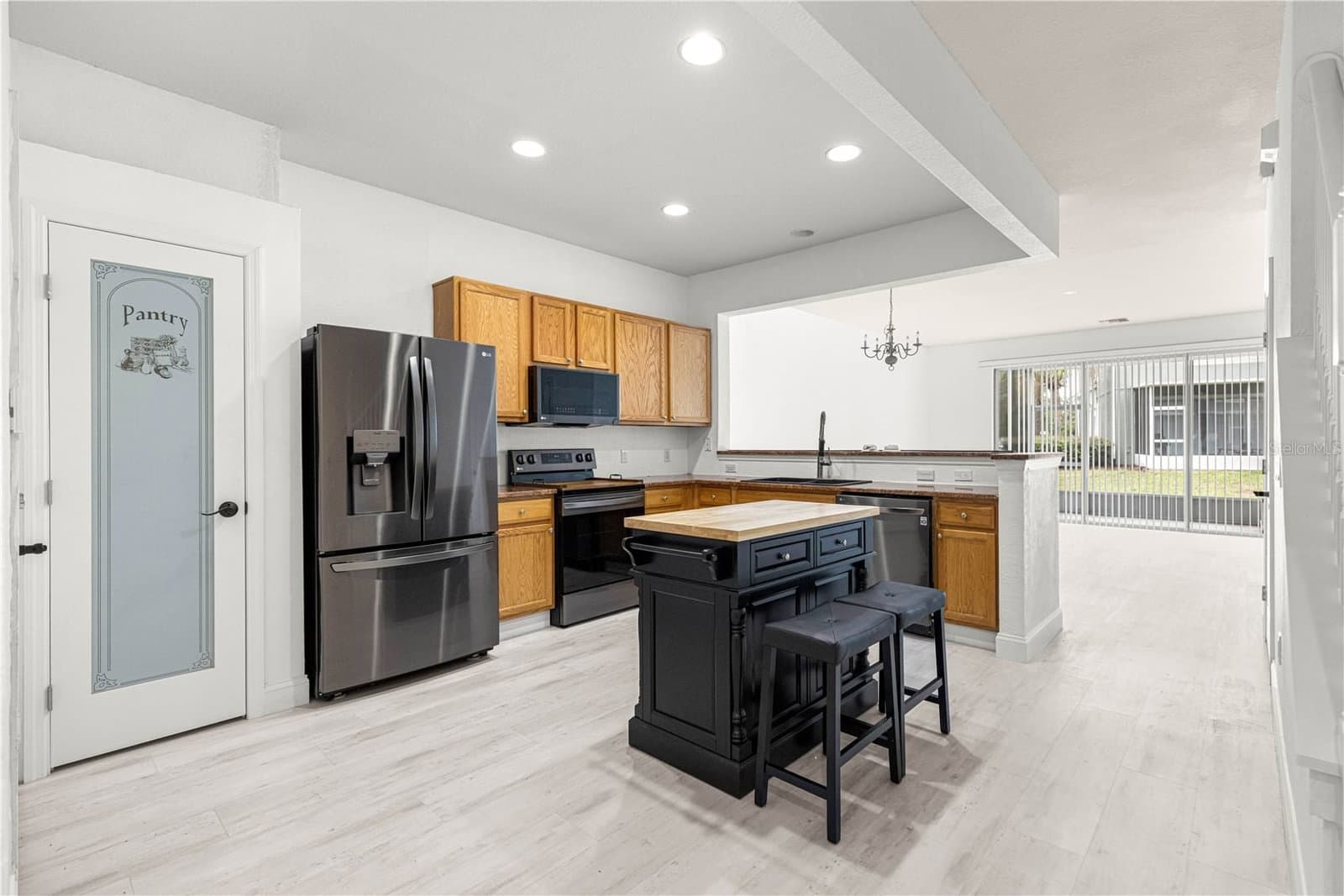 Photo 4 of 4131 51ST