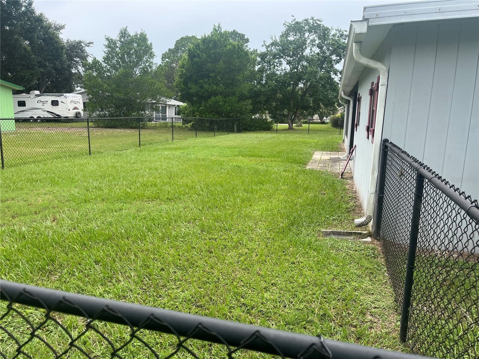 Photo 5 of 9090 104TH