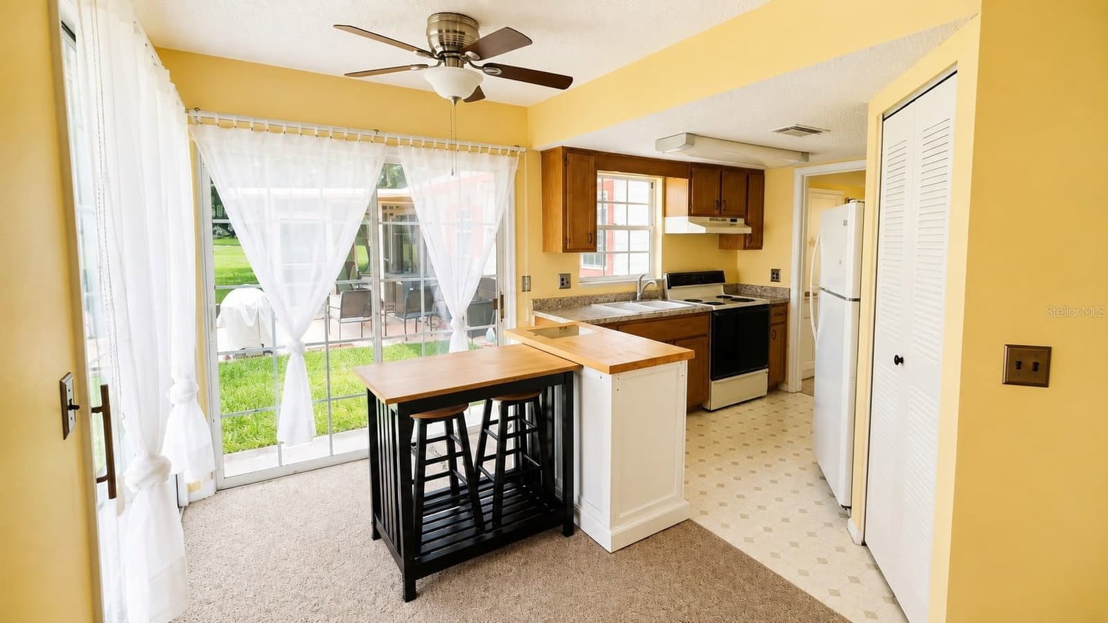 Photo 5 of 7972 MIDWAY DRIVE