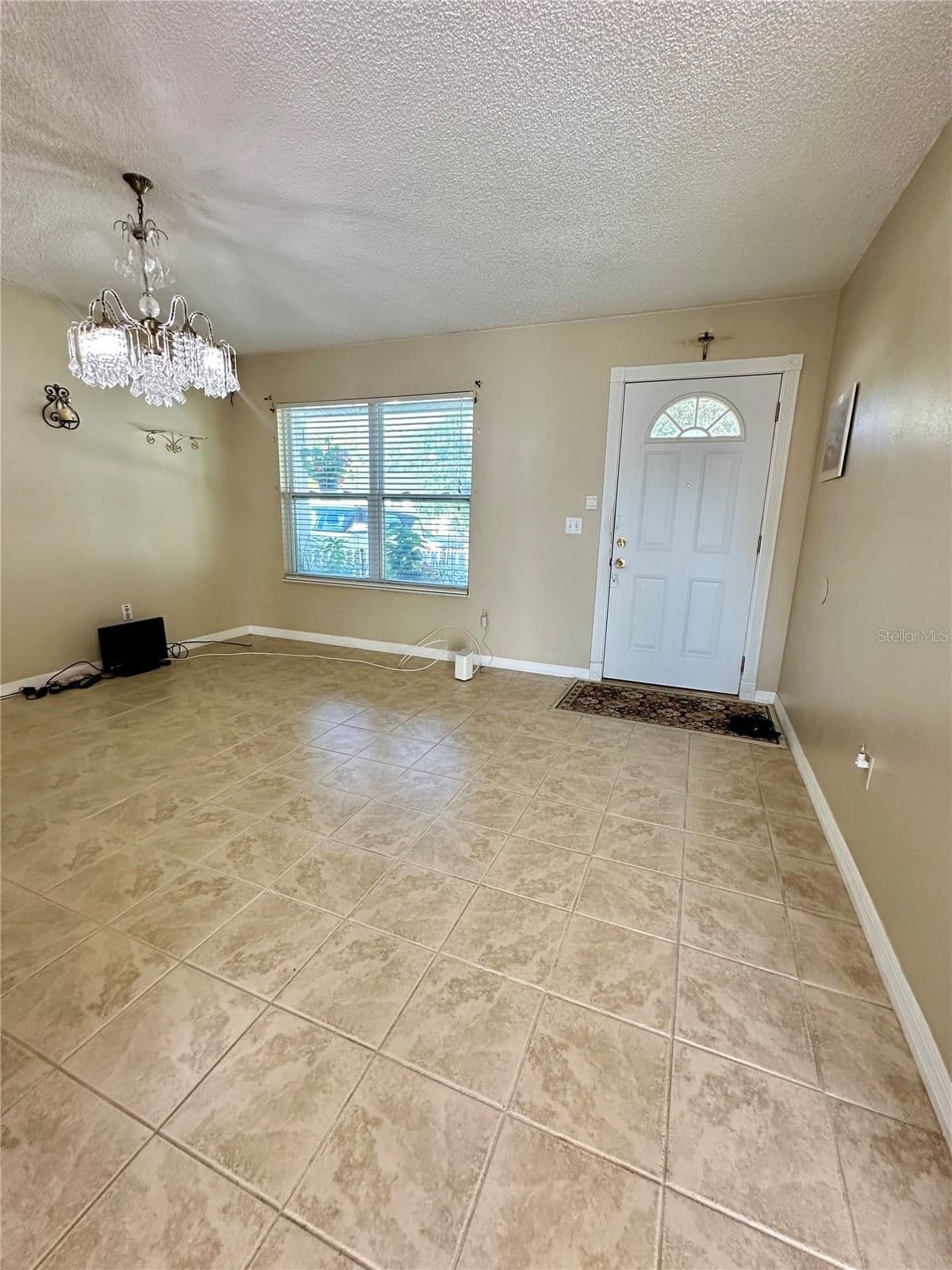 35 HICKORY TRACK