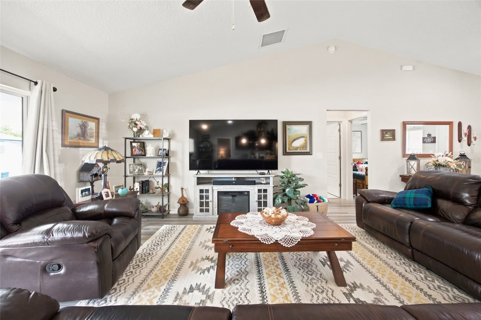 Photo 4 of 6191 154TH