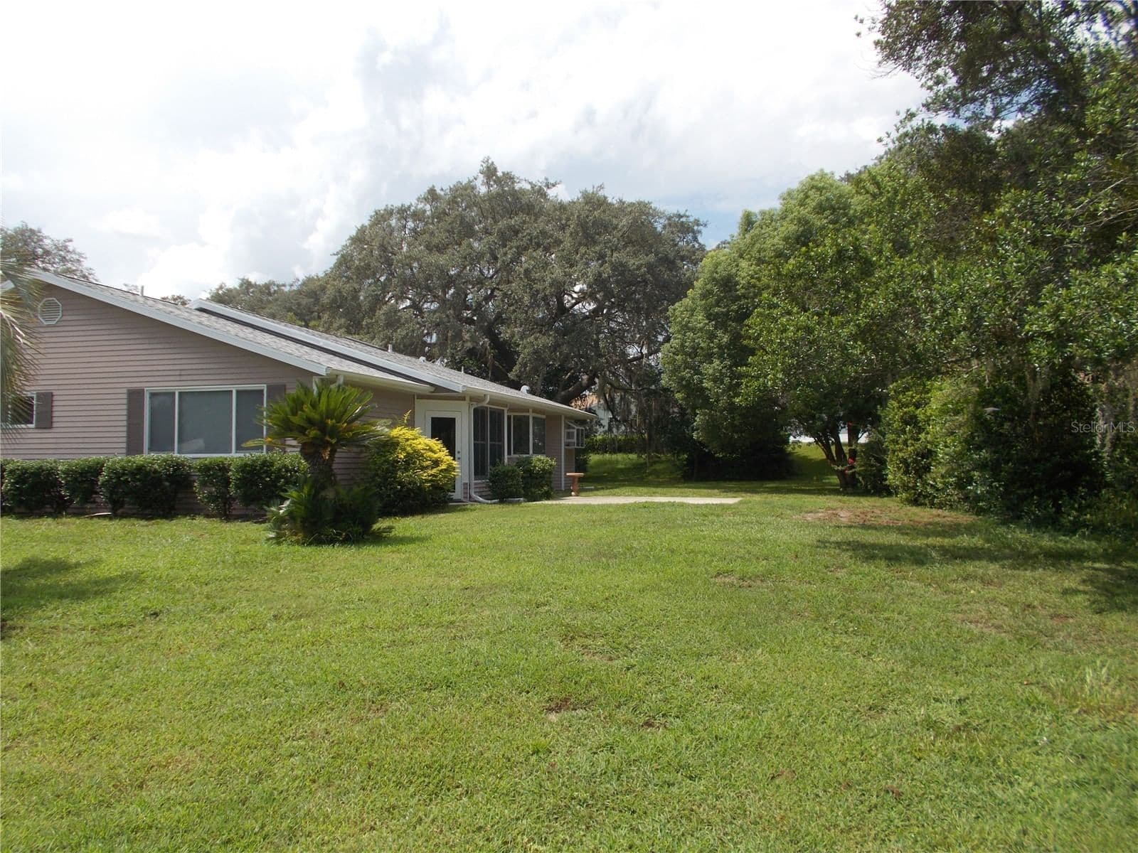 Photo 4 of 10918 82ND