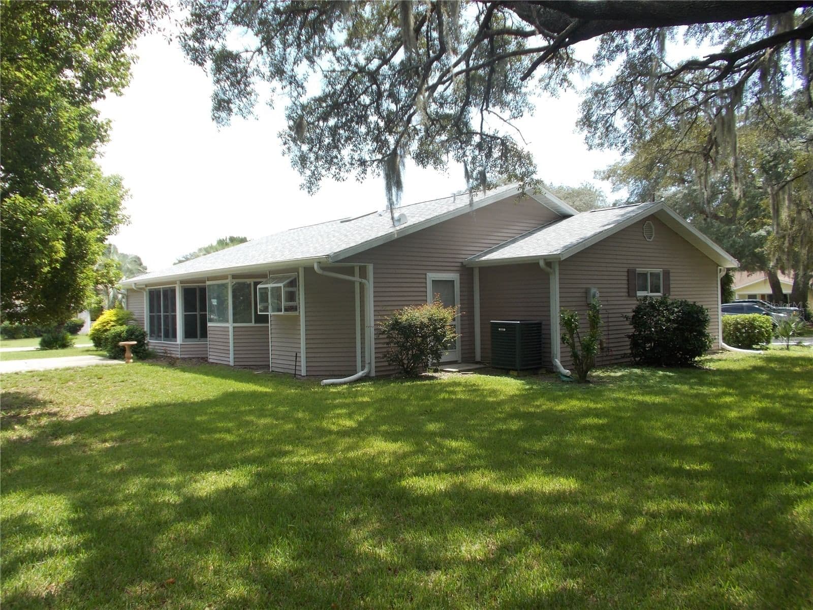 Photo 5 of 10918 82ND