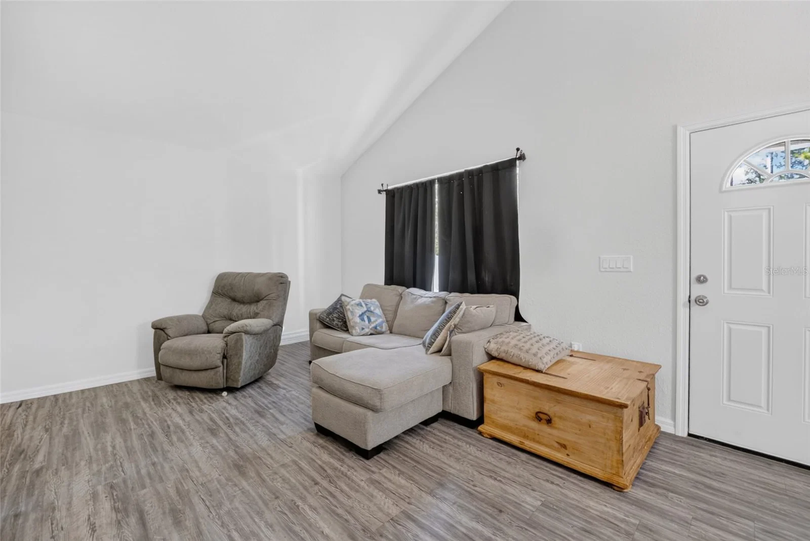 Photo 5 of 15934 41ST STREET