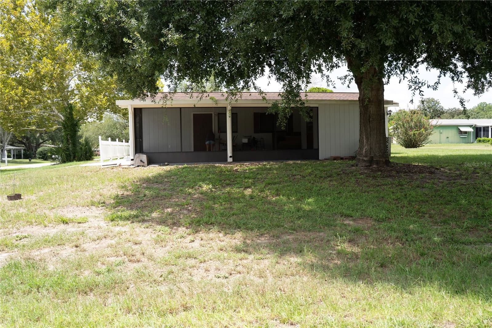 Photo 4 of 9135 104TH