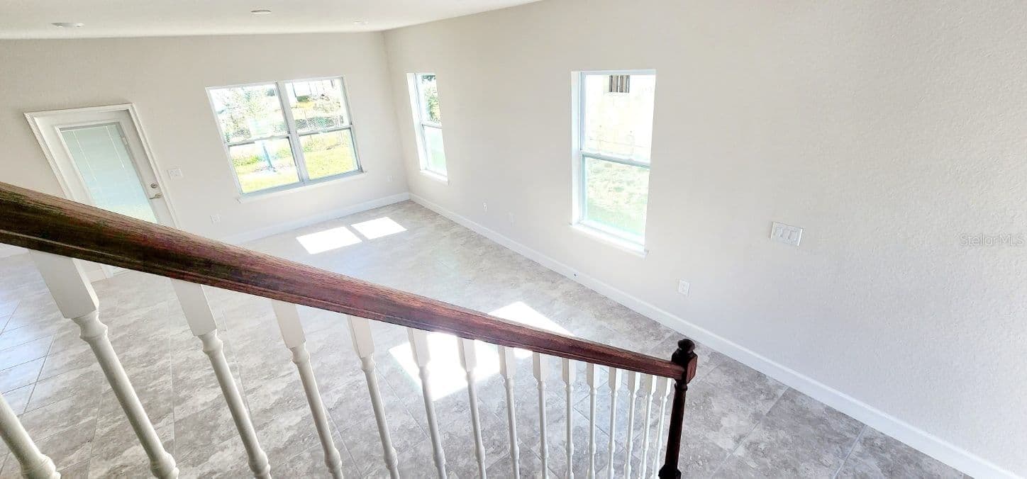 212 KRENSON BAY