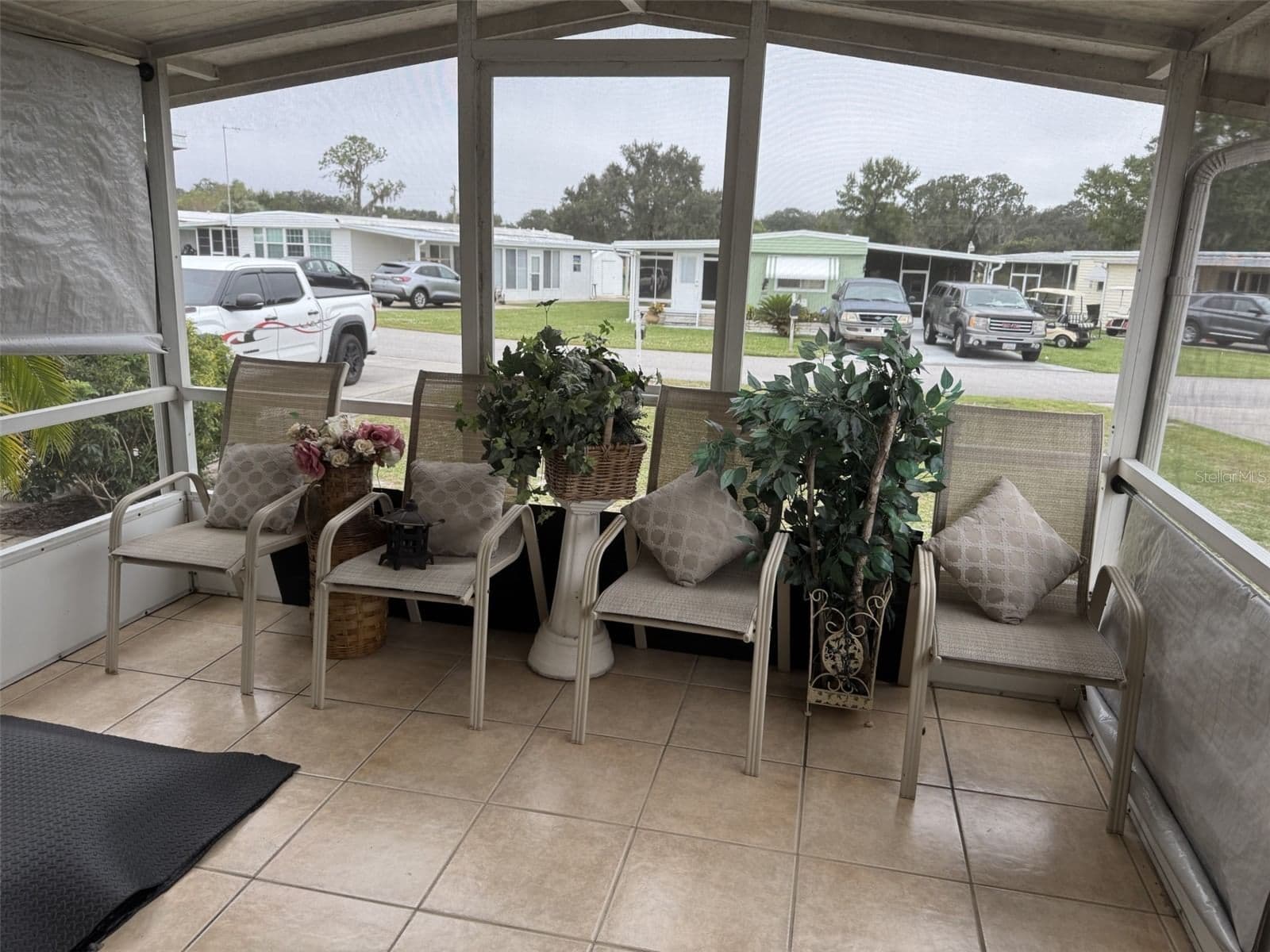 9072 LAKE POINT