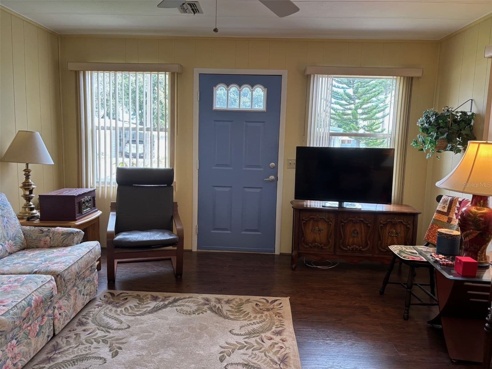 6033 GRAND OAKS