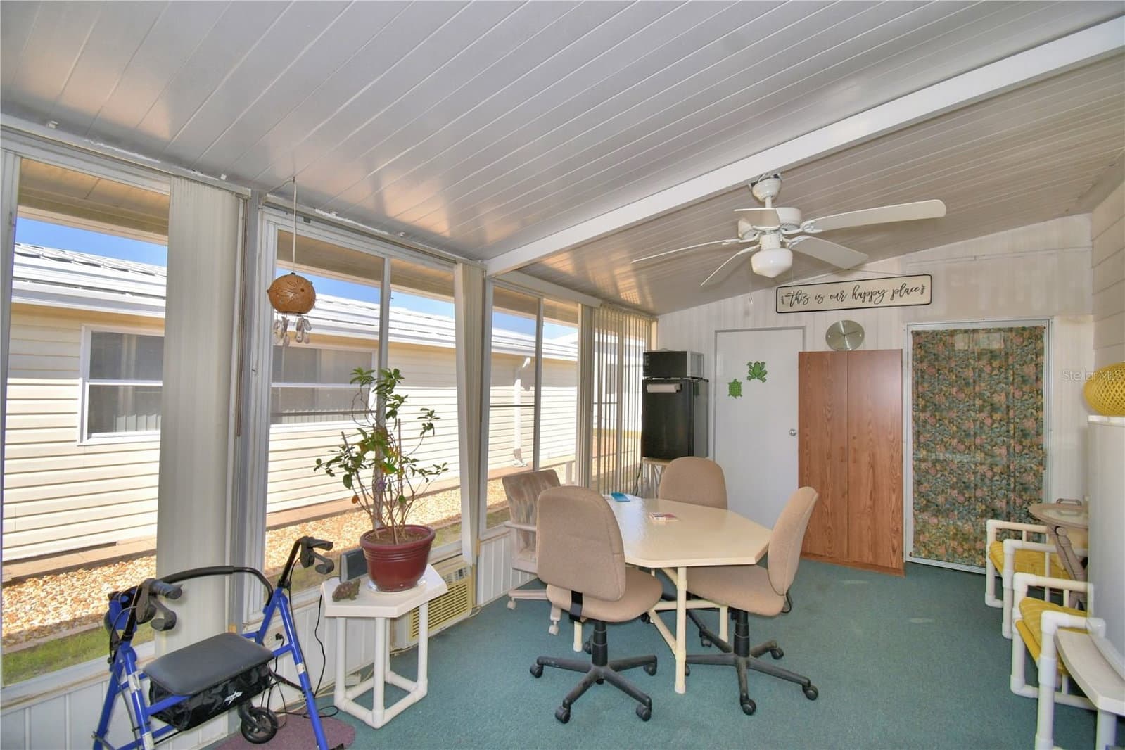 4239 CEDARWOOD
