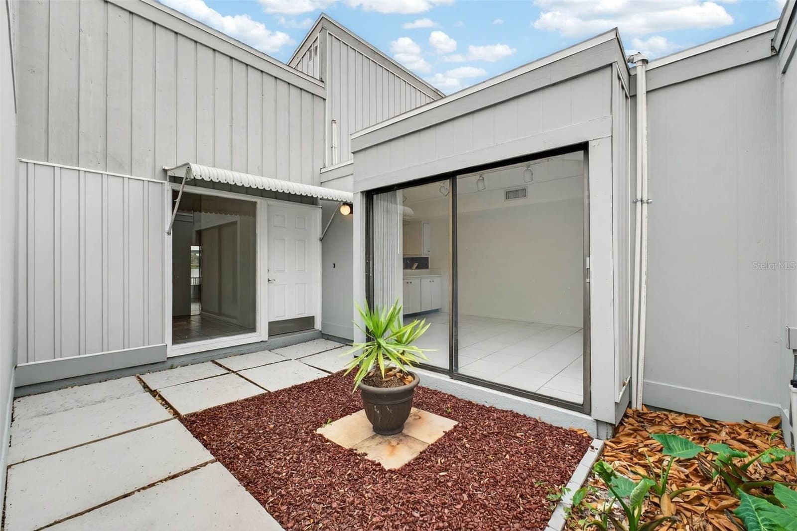 1502 BUCKEYE