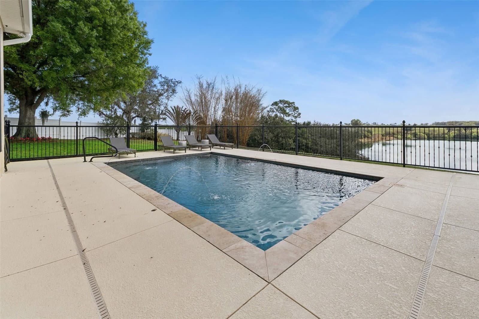 3231 HARBOR BEACH