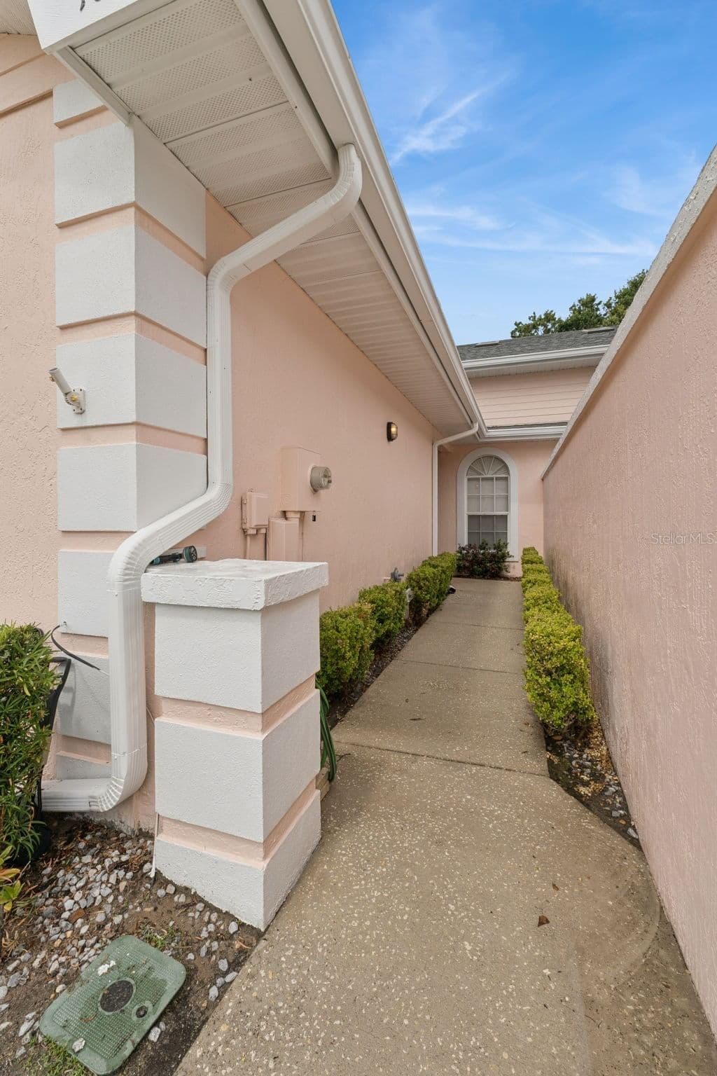 Photo 5 of 10 ENCLAVE