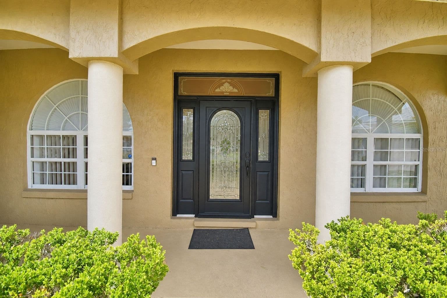 Photo 4 of 112 WATERVIEW