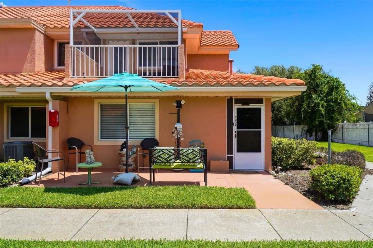 7902 WATERVIEW