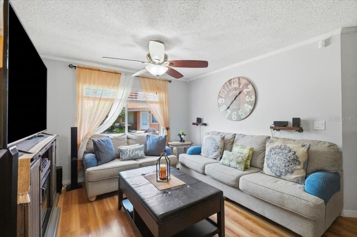 7902 WATERVIEW