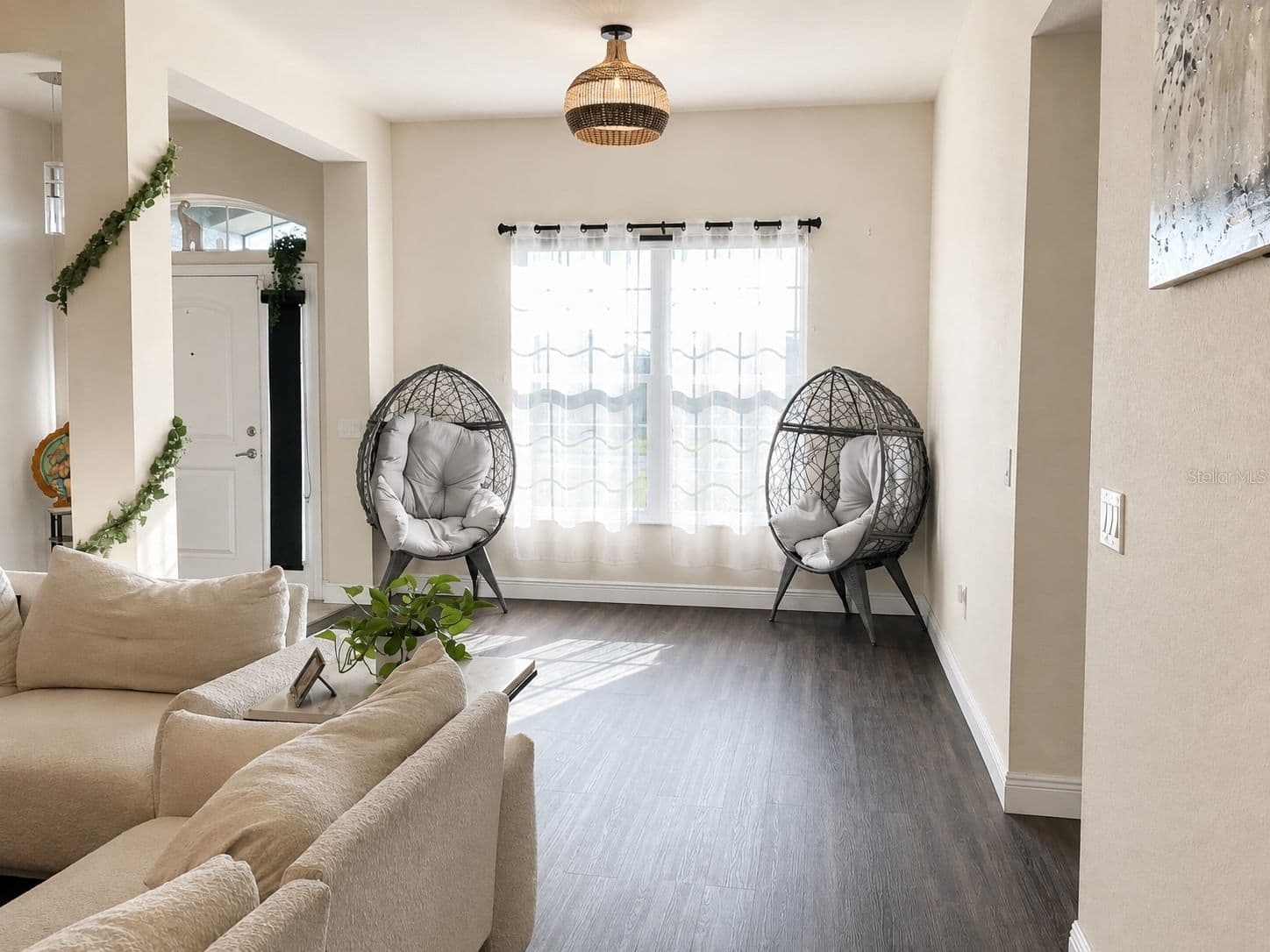 4590 BROOKSHIRE