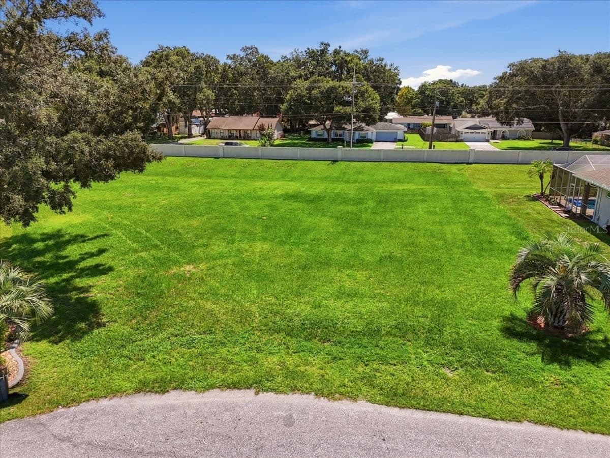 235 SPARKLING, Auburndale, FL