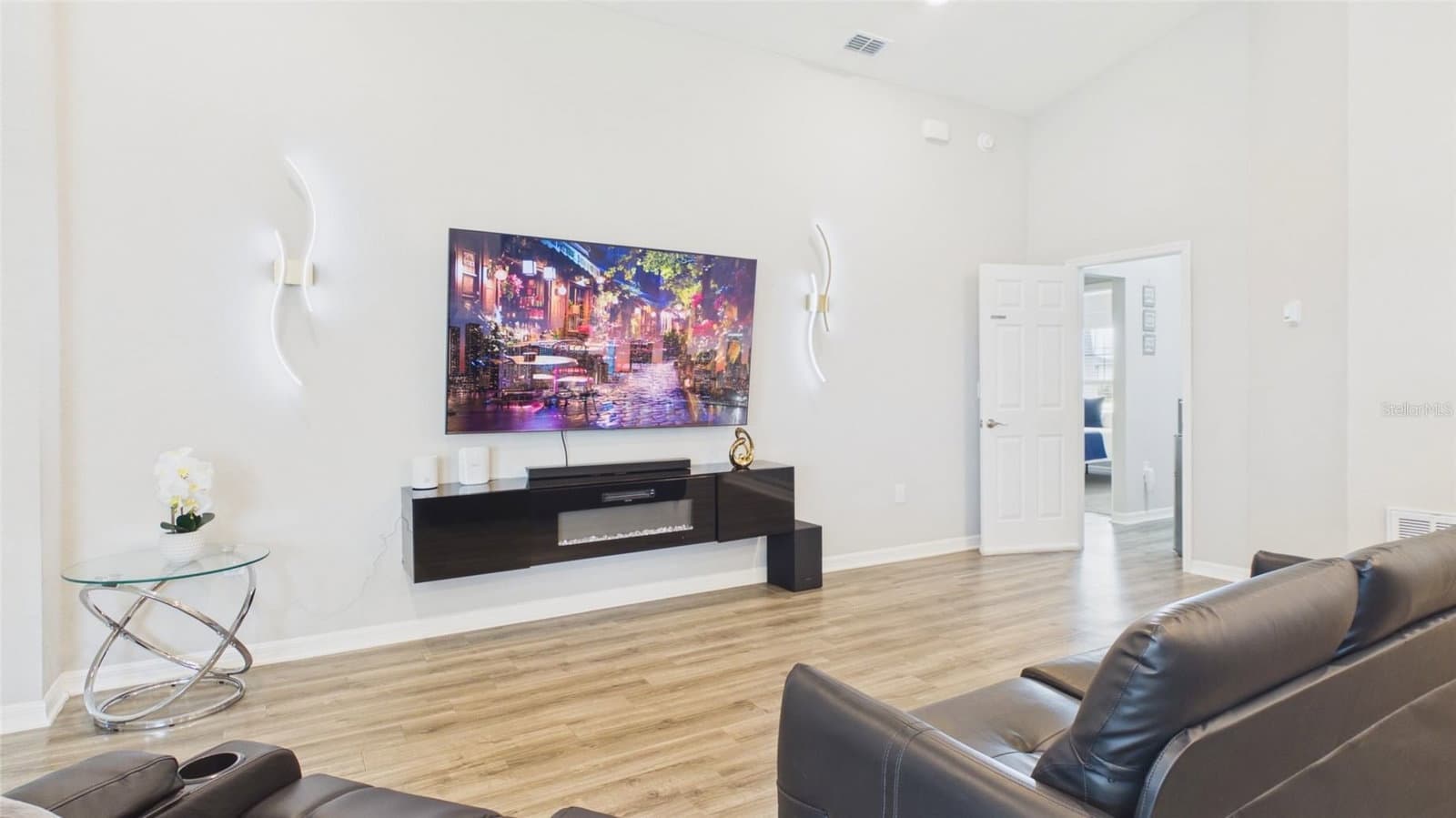 631 VISTA VIEW