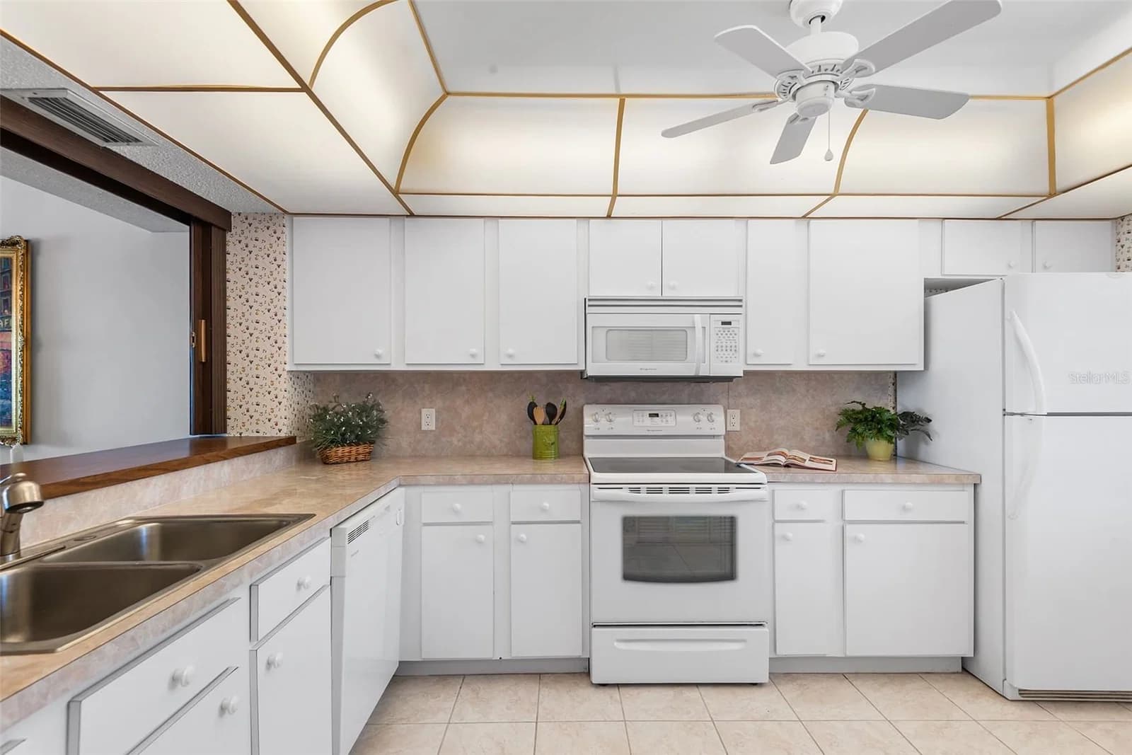 Photo 5 of 1776 6TH STREET NW