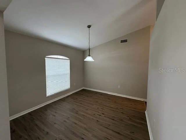 Photo 5 of 432 SAVANNA POINTE