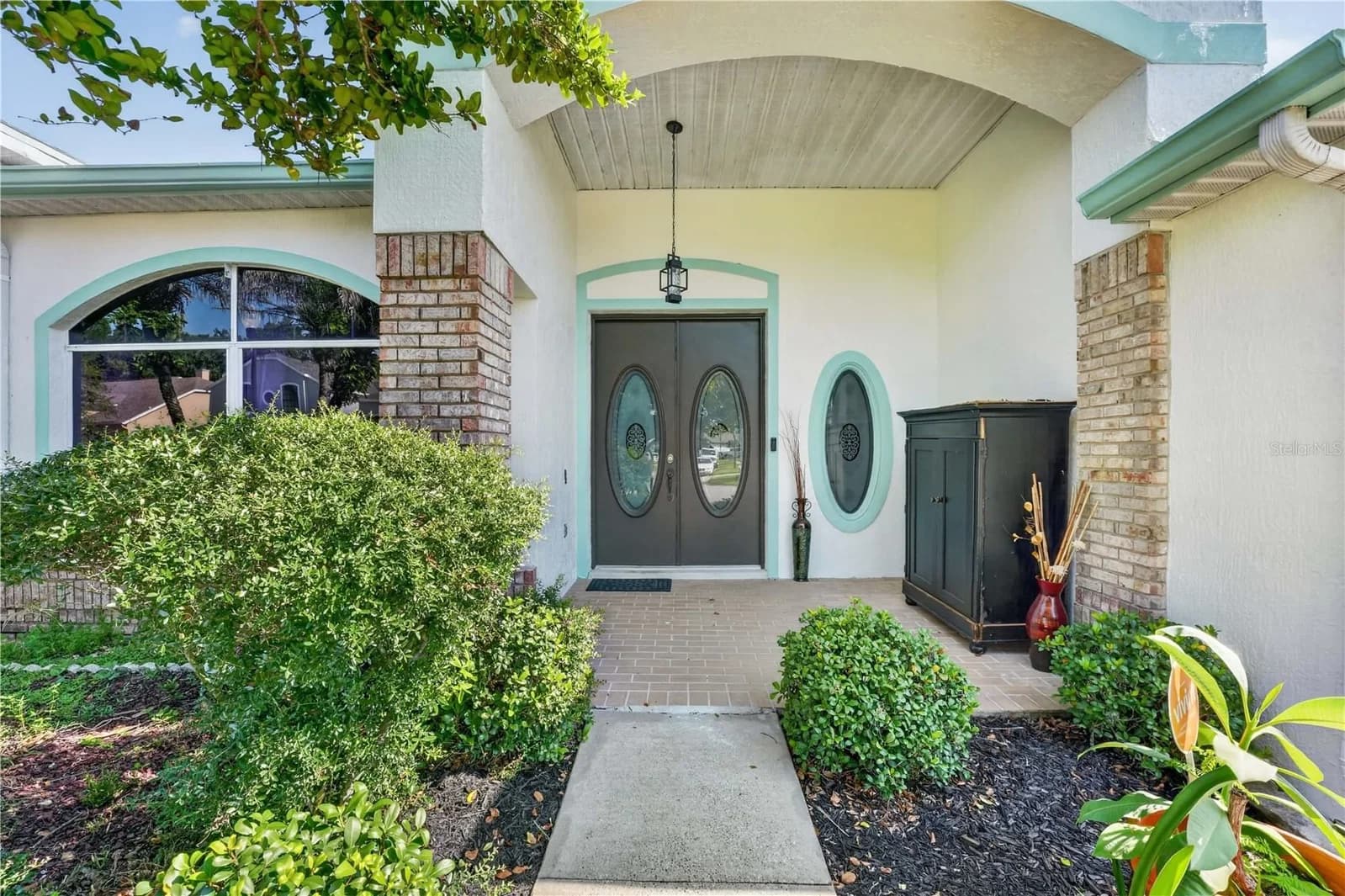 13686 CRYSTAL RIVER