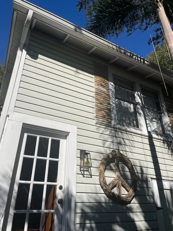 Address on request, Tampa, FL