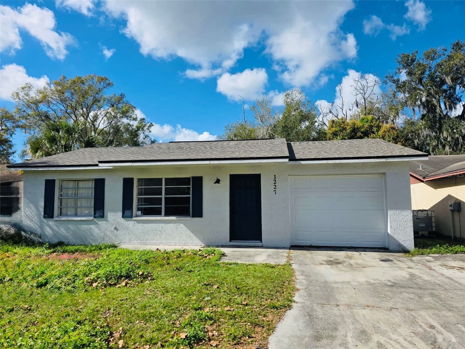 1227 WATERVIEW