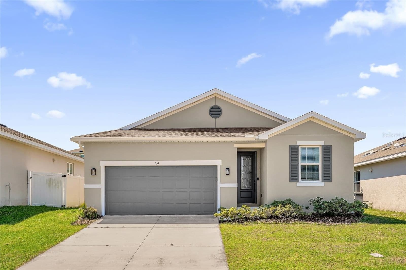 551 LAKE SMART