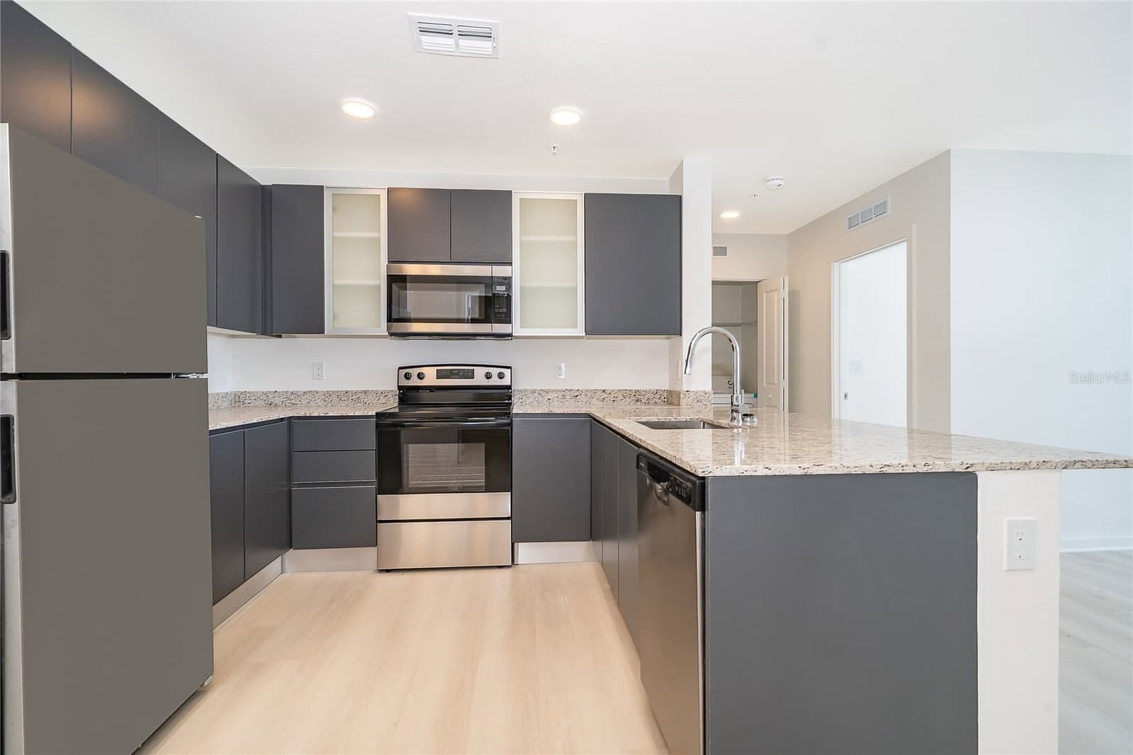 5579 MILLENIA PARK BLVD