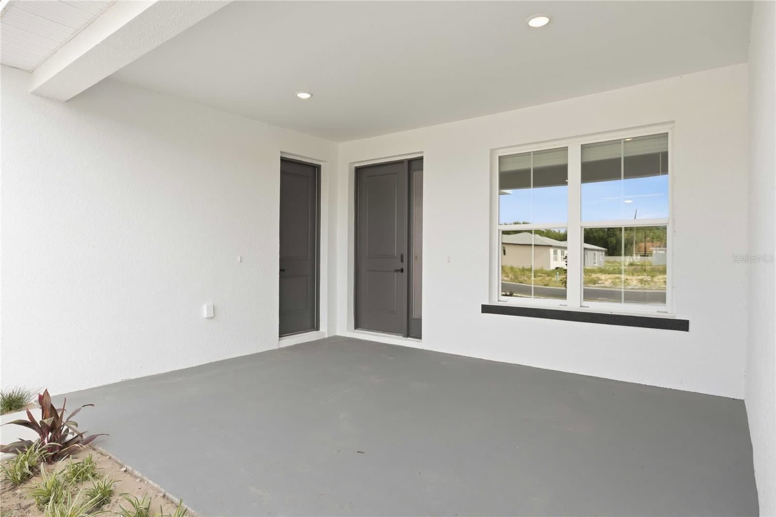 Photo 4 of 2112 RIVER HAWK