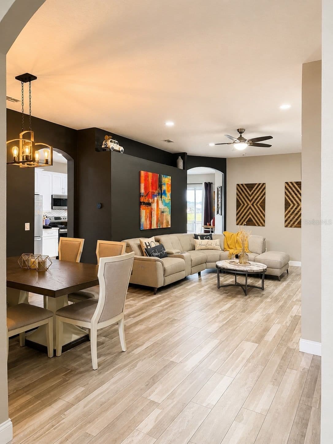 Photo 4 of 9880 TIVOLI CHASE