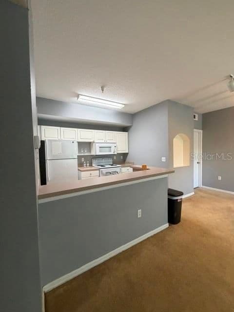 5524 METROWEST