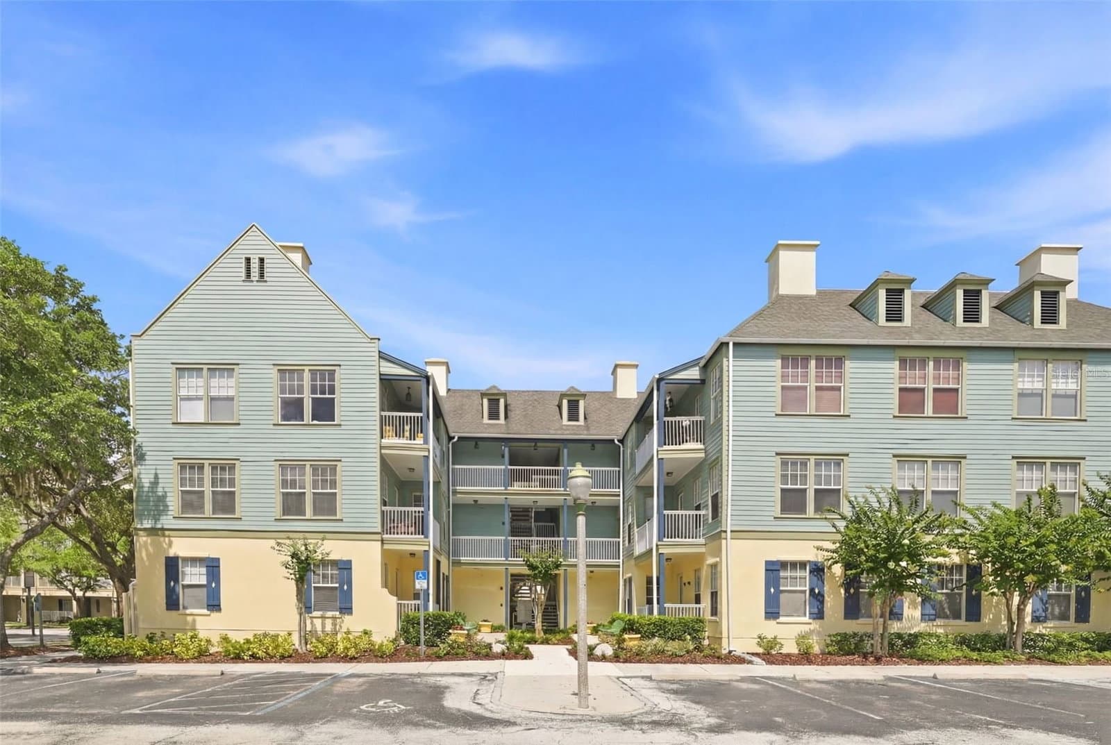 611 CAMPUS, Celebration, FL
