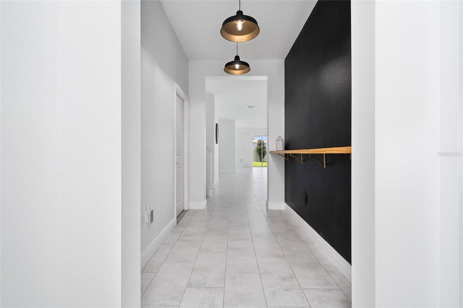 2591 SEAGIRT