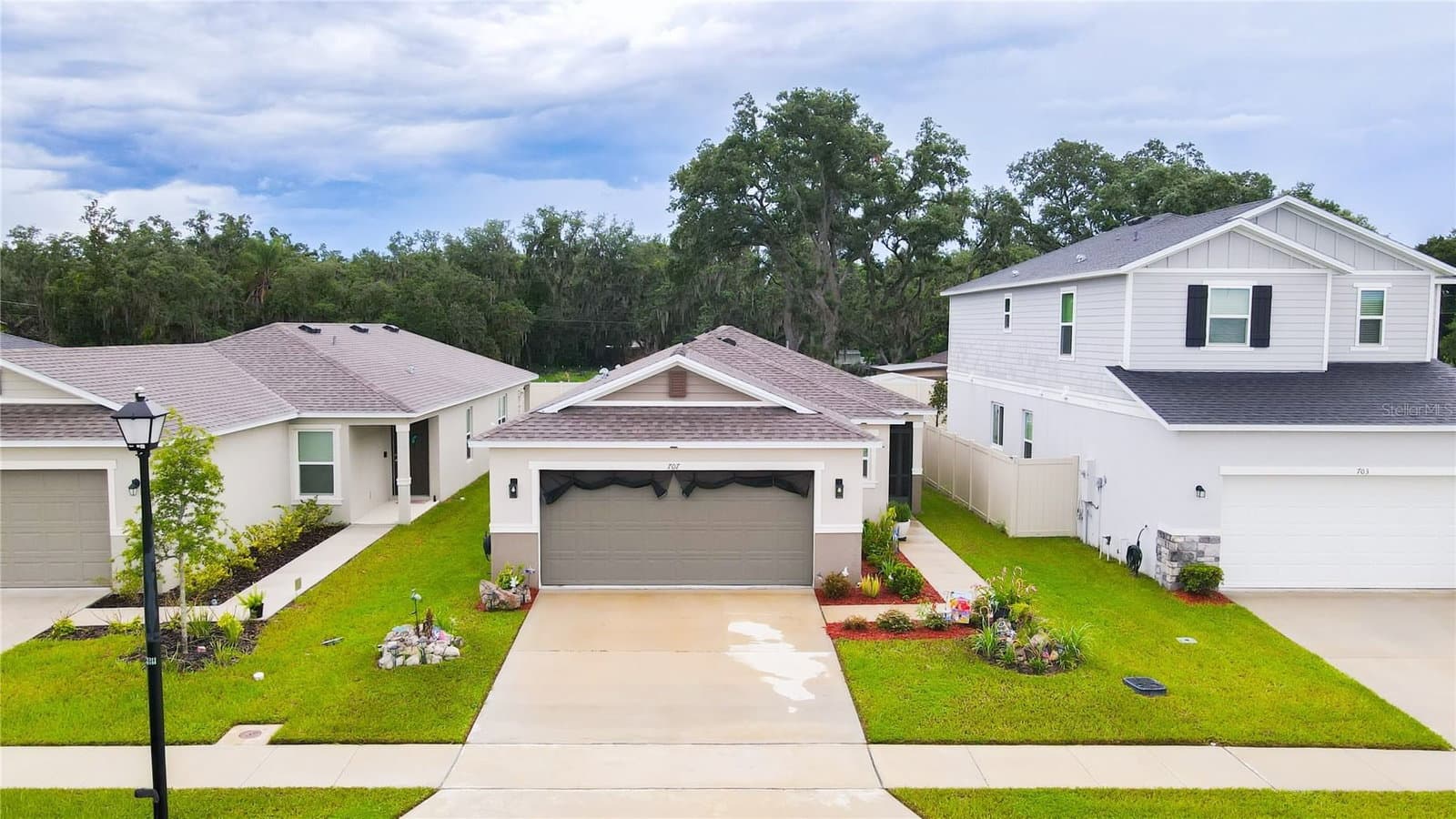 707 CHESTNUT
