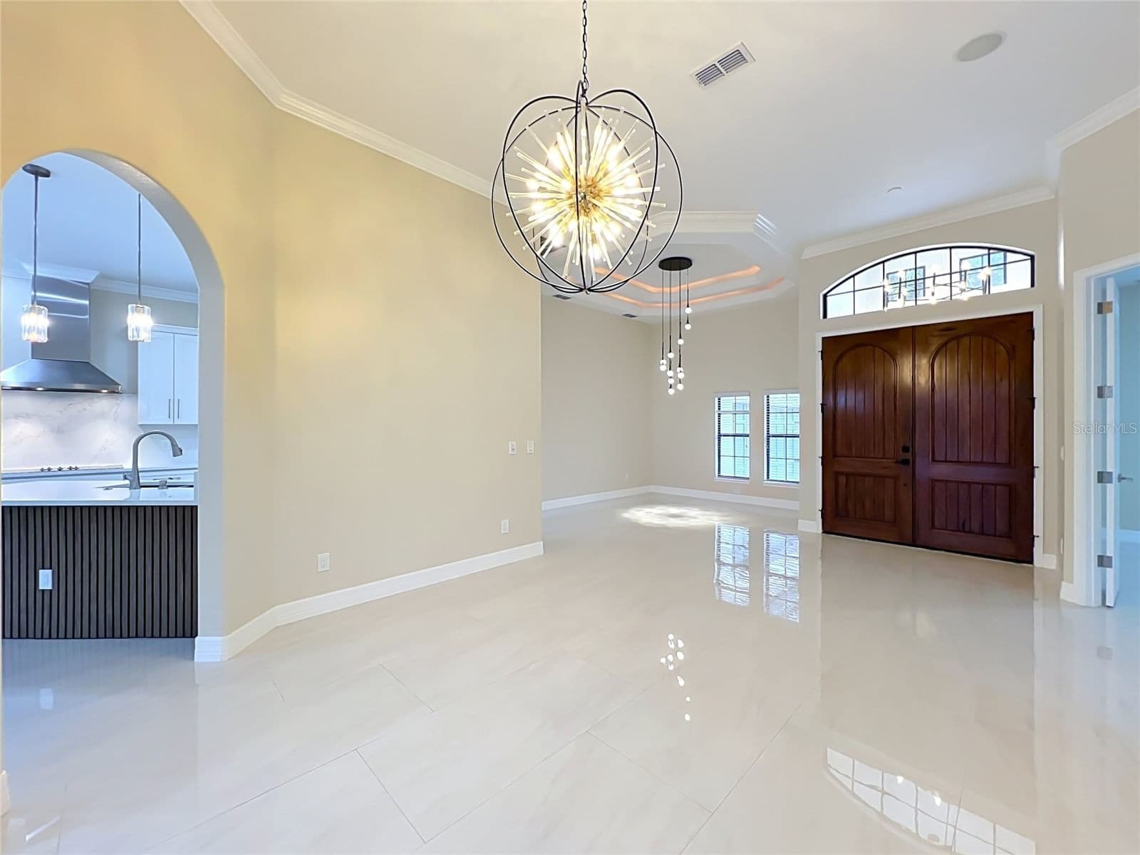 Photo 5 of 7426 POINTE VENEZIA