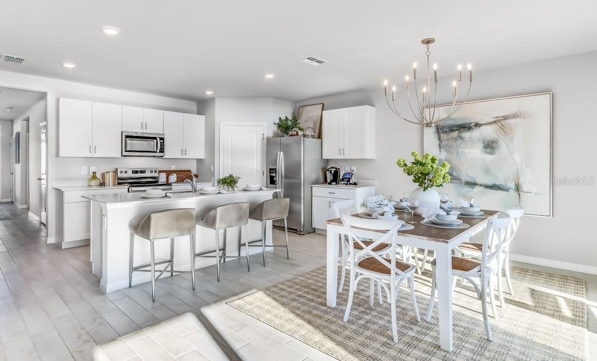 17089 EDGEMONT