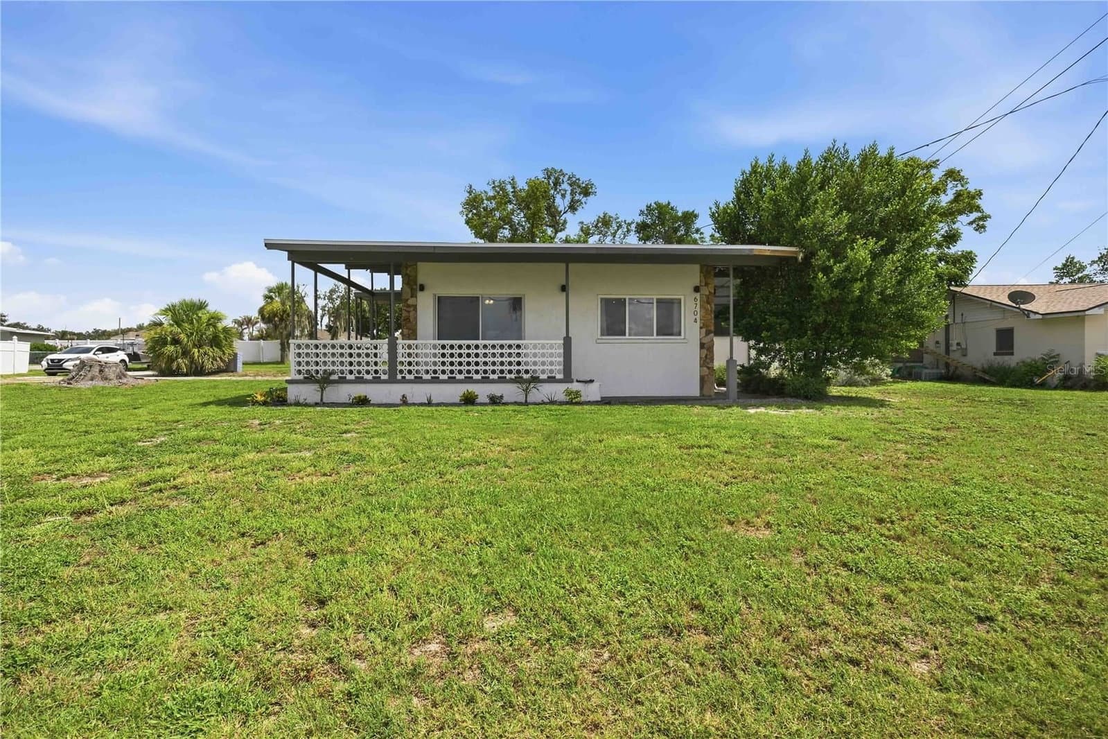 6704 WINTERSET GARDENS