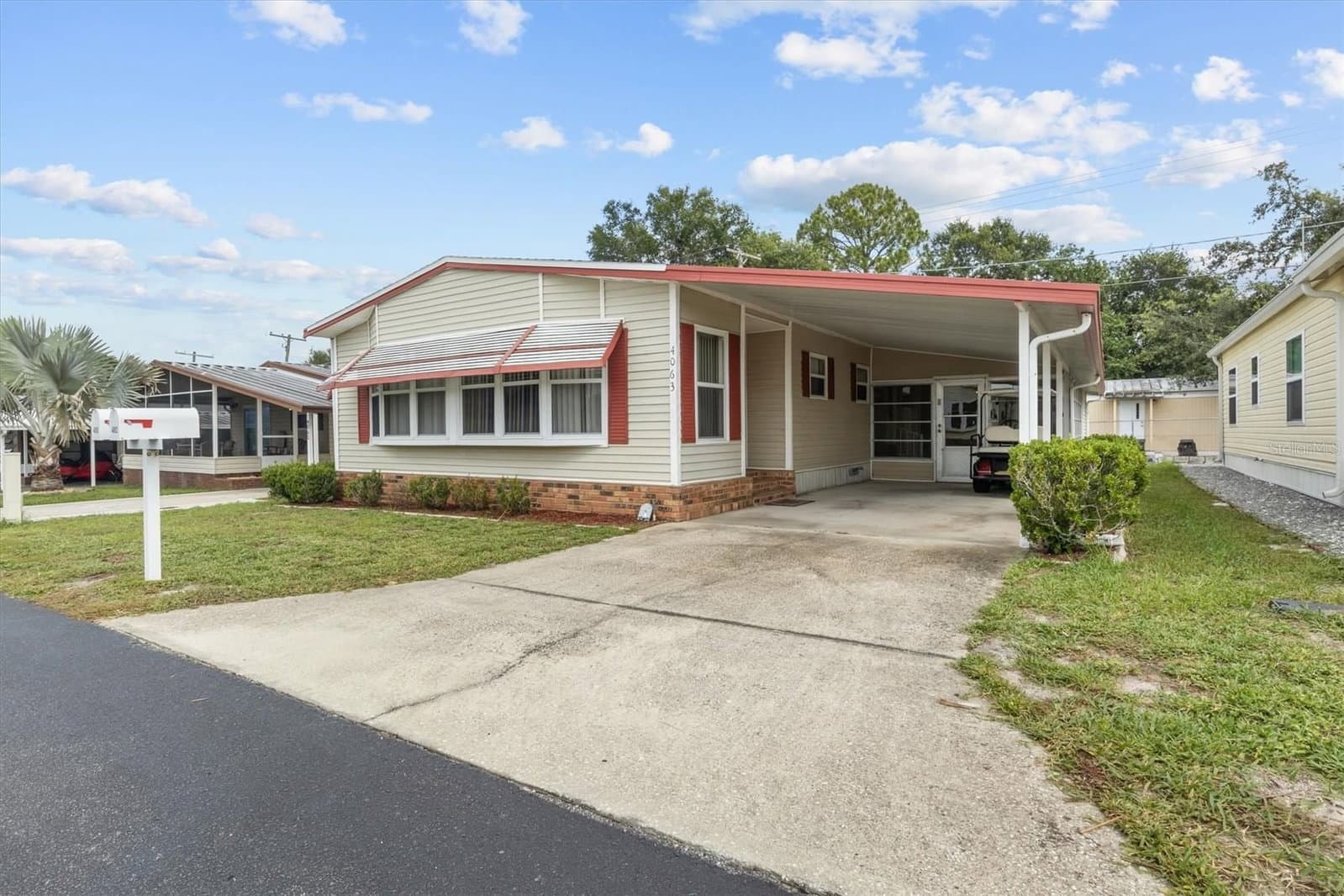 4063 ROLLING OAKS