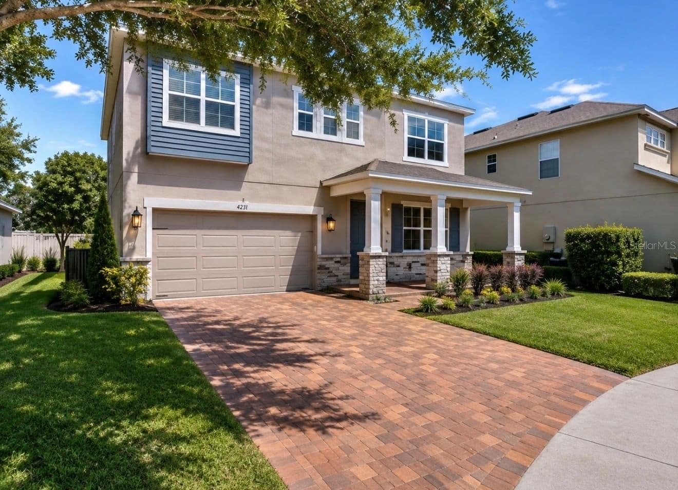 2813 ROSEGLEN